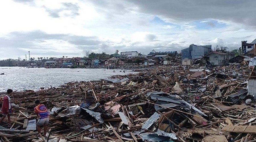 Passagem do tufão Rai deixa 208 mortos nas Filipinas 1