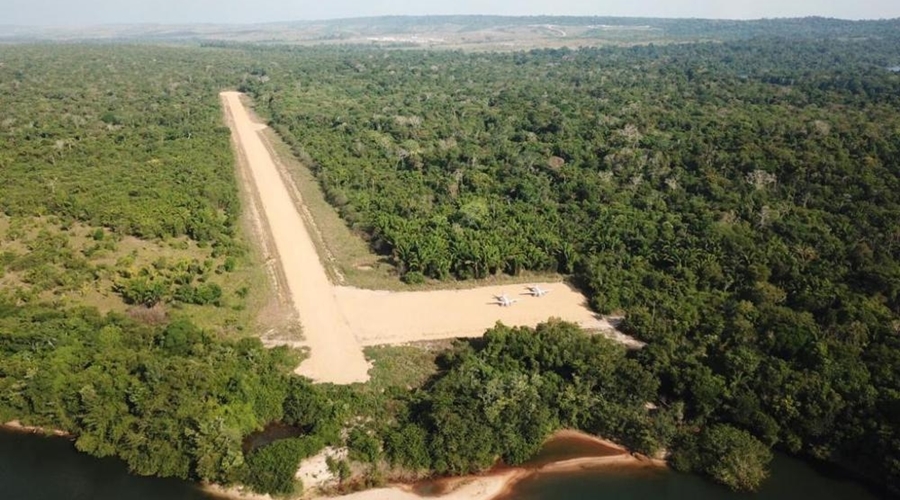 Cinco pessoas sobrevivem após avião fazer pouso forçado no rio Teles Pires em MT 1