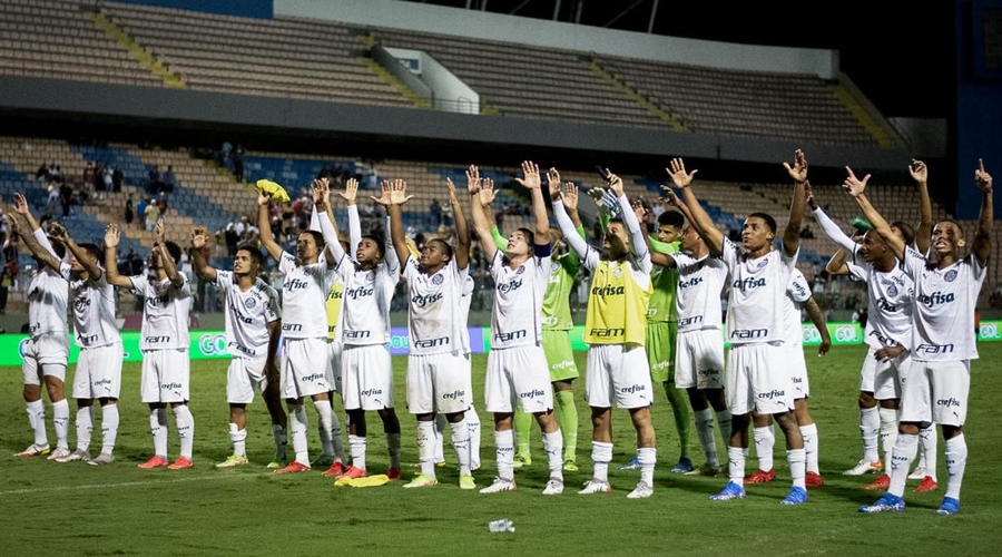 Com golaço de Endrick, Palmeiras avança à semifinal da Copa São Paulo 1