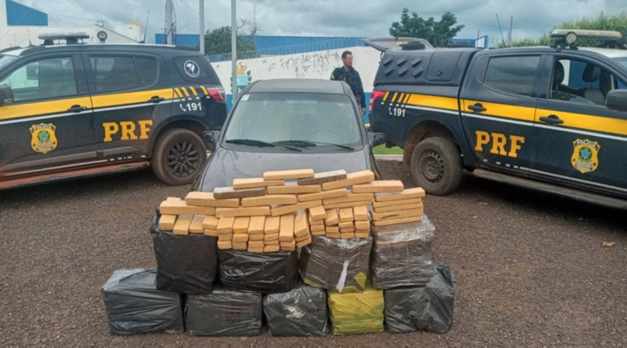 Em uma Ação da PRF e da PJC casal é preso na Cidade de Sonoro (MS) com 270 Kg de maconha 1