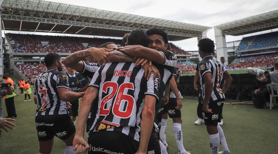 Atlético-MG ganha do Flamengo nos pênaltis na Arena Pantanal e é campeão da Supercopa do Brasil 1