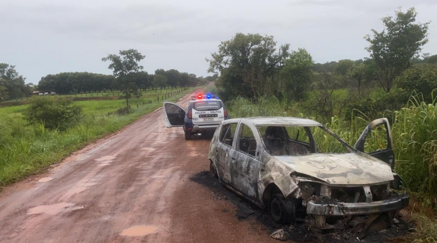 Cadaver totalmente carbonizado é encontrado dentro de porta malas de carro 1