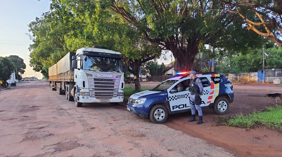 Durante patrulhamento militares da 7ª CIPM de Jaciara recuperam carreta roubada em Rondonópolis 1