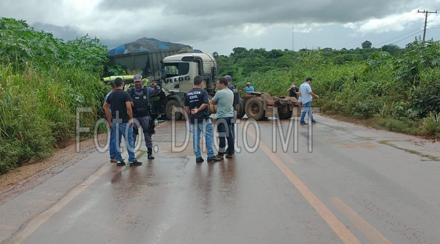 Em um ato de desespero carreteiro provoca acidente para se livrar de bandidos que o sequestravam 1