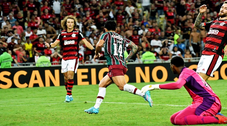 Com gols de Cano Fluminense vence o Flamengo no Maracanã 1