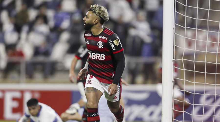 Em noite inspirada de Gabriel Flamengo vence Universidad Católica no Chile 1