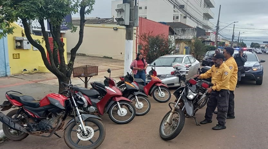 Blitz alerta motoristas sobre estacionamento irregular na região central 1