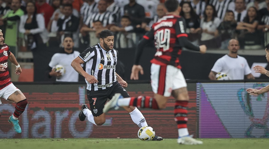 Hulk desequilibra e Atlético-MG derrota Flamengo 1