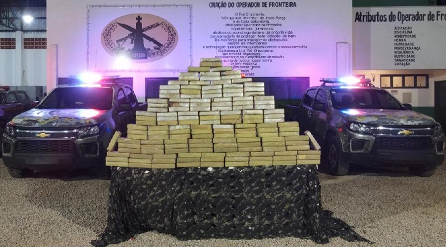 Gefron prende quatro e apreende mais de 150 kg de pasta base e cloridrato de cocaína 1