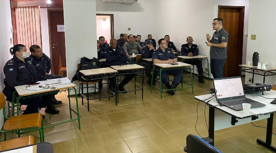 Agentes da Guarda Municipal de Várzea Grande recebem capacitação sobre atendimento aos crimes de homofobia 1