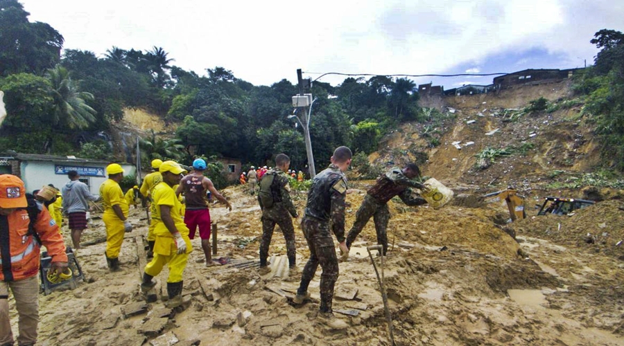 Mais seis corpos são encontrados em Pernambuco e o número aumenta para 106 1