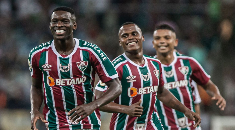 Em partida com oito gols, Fluminense supera o Atlético-MG no Maracanã 1