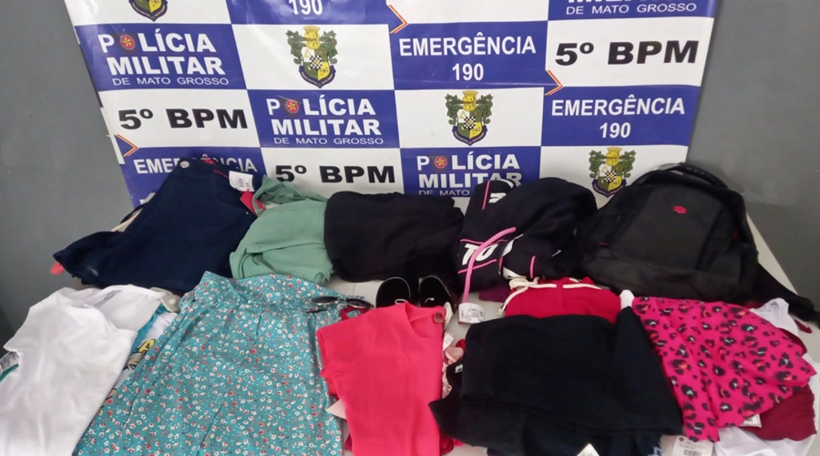 Mulher é pega em flagrante furtando peças de roupas em loja no centro de Rondonópolis 1