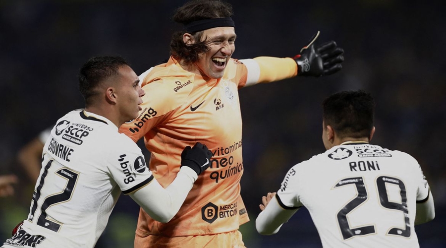 Corinthians supera Boca nos pênaltis e segue vivo na Libertadores 1