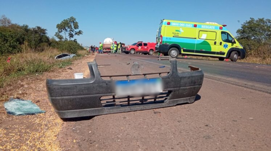 Colisão entre três veículos na BR 163 deixa três vítimas fatais em Lucas do Rio verde 1