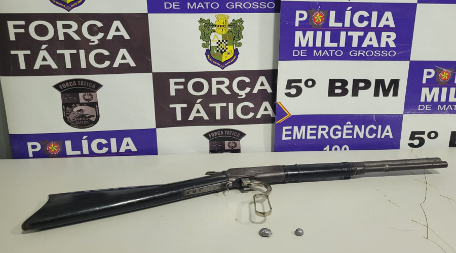 Dupla é presa pela PM em Rondonópolis após atirar contra residência e rifle usado no crime é apreendido 1