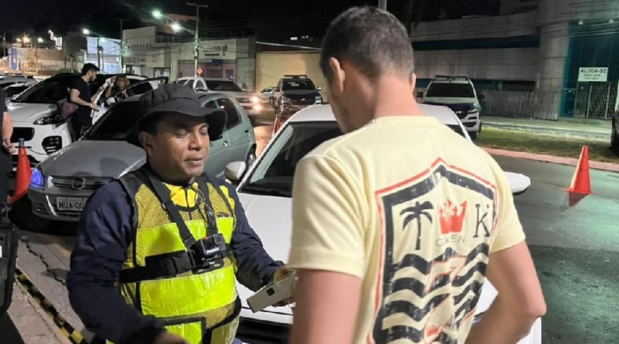 Durante operação da lei seca 9 motoristas foram flagrados e presos por embriaguez ao volante 1