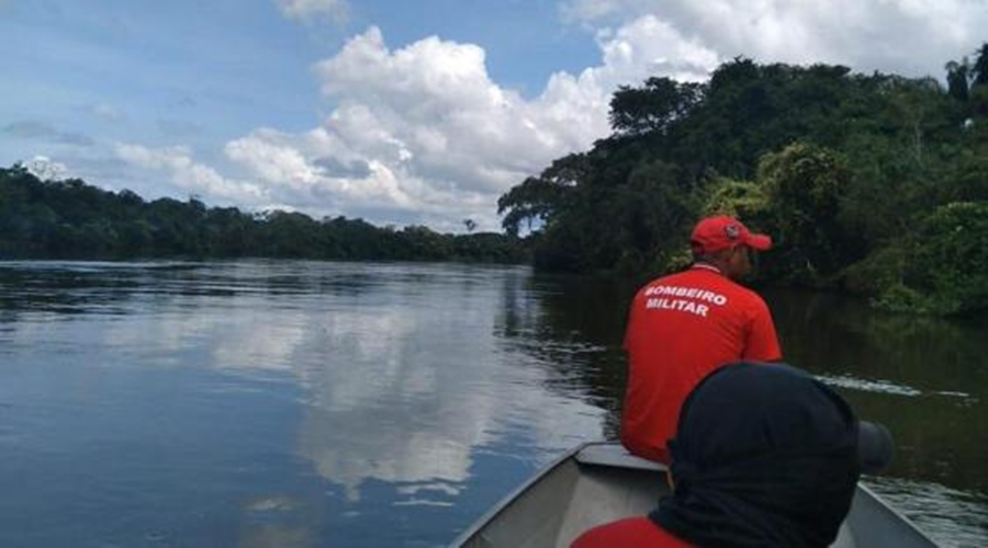 Corpos com ferimentos nas cabeças por disparos de arma de fogo são resgatados de rio 1