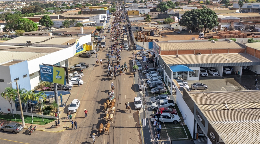 34ª Cavalgada que aconteceu na manhã deste sábado em Rondonópolis deu início a 48ª Exposul 1