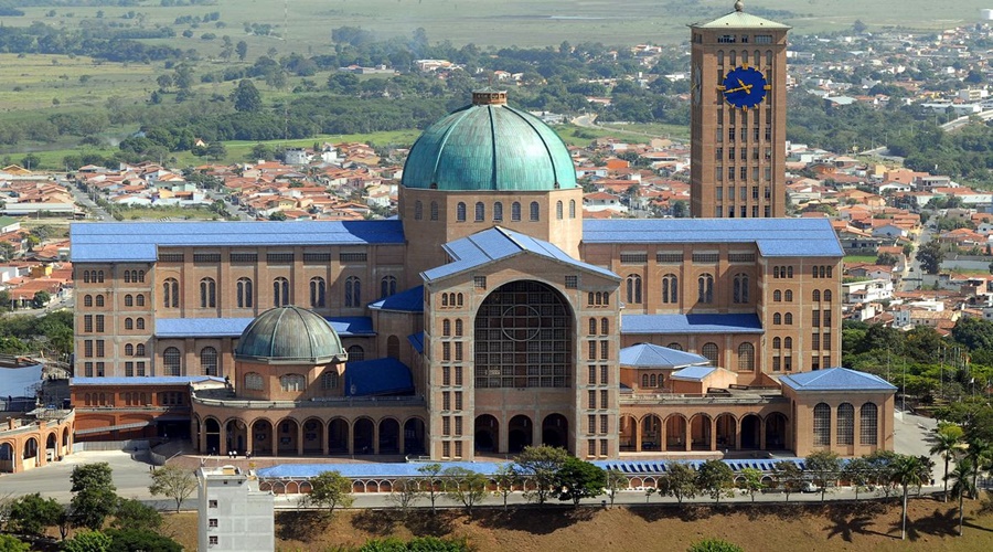 Homenagens à Nossa Senhora Aparecida voltam a ser presenciais 1