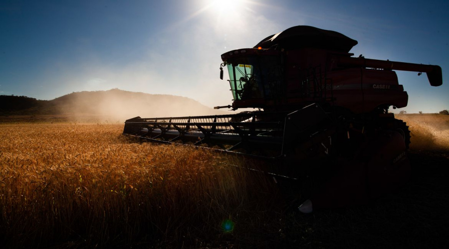 Condutores de máquinas agrícolas agora devem portar registro 1