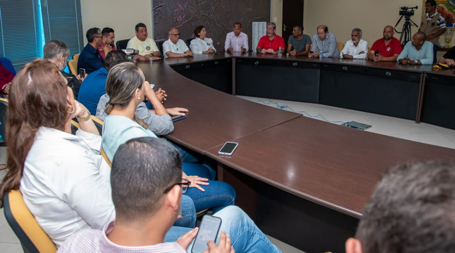 Prefeito pede união de forças para fortalecer a democracia e Rondonópolis 1