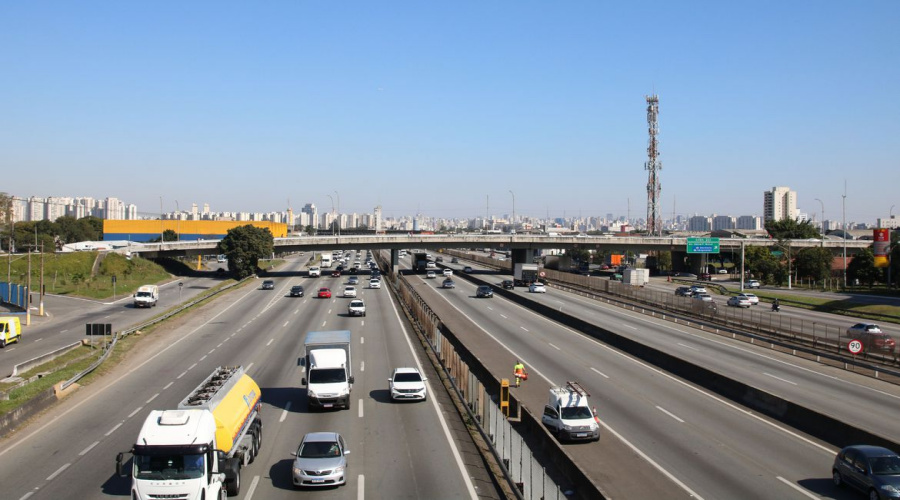 Ministro da Justiça anuncia normalização da circulação nas rodovias 1