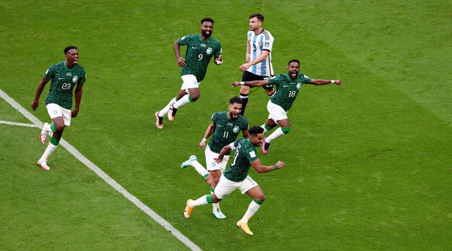 Arábia Saudita bate Argentina de Messi em 1ª zebra da Copa do Catar 1