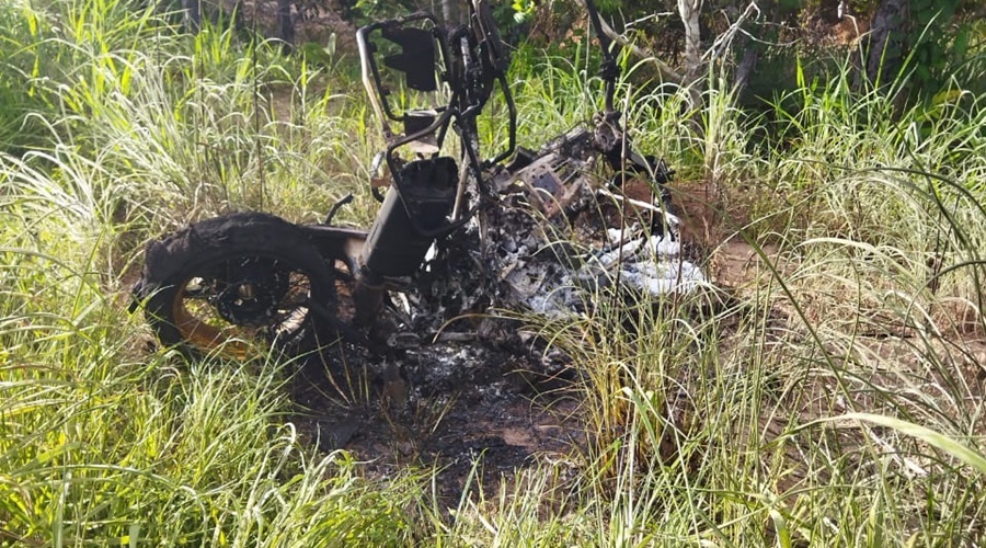 Condutor de moto morre e passageiro fica em estado grave durante colisão com carreta na BR-070 1