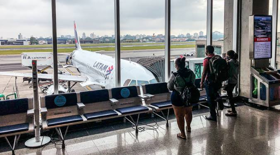 Aeronautas mantêm greve marcada para esta segunda-feira 1