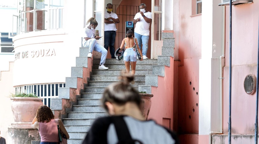 Edital concede bolsa e recursos para pesquisadores negros e indígenas 1