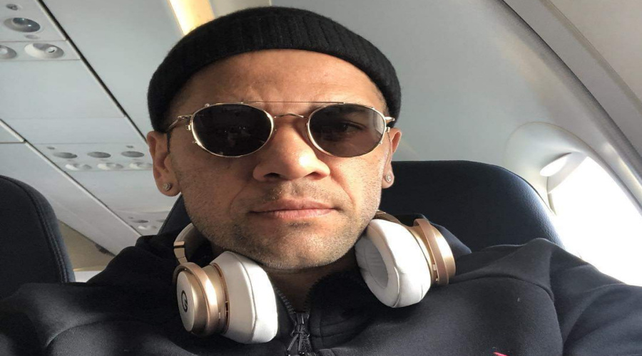 Daniel Alves culpa embriaguez e diz não se lembrar da noite em que é acusado de estupro, afirma jornal 1