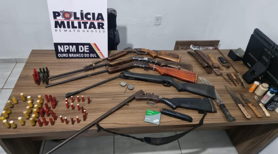 PM prende três pessoas e apreende cinco armas de fogo 1