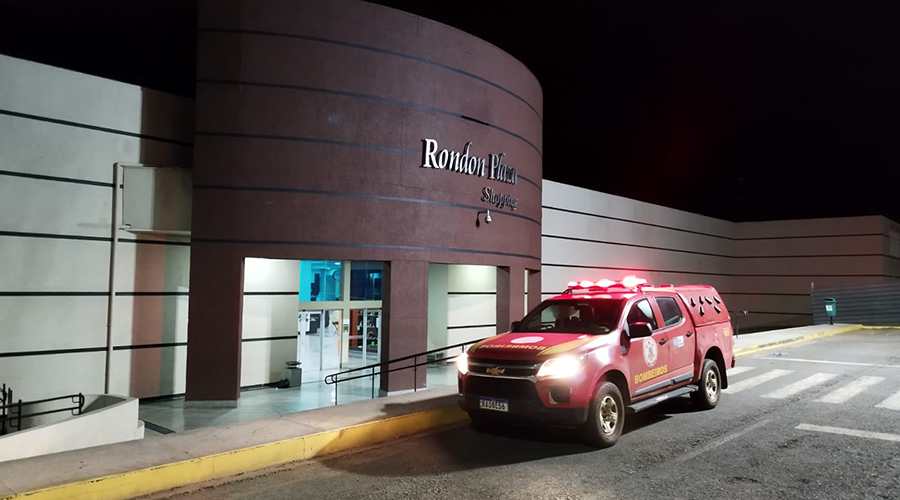 Brigada de combate a incêndios do Rondon Plaza Shopping reprime princípio de incêndio 1