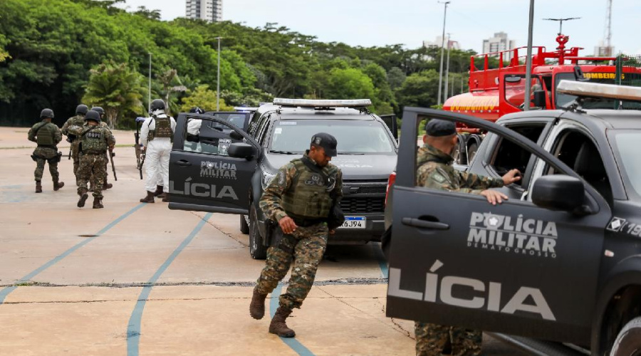 Bope faz simulação de ação contra terroristas em curso na Arena Pantanal 1