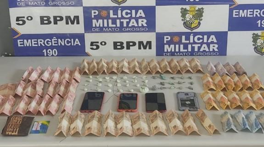 Trio é preso por tráfico de drogas e PM apreende 53 porções de cocaína e R$ 1,5 mil 1