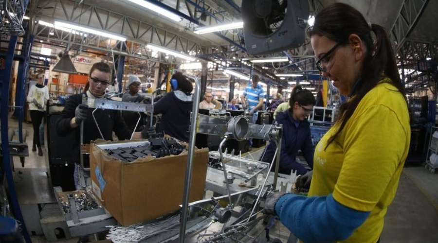 Produção industrial em fevereiro tem o pior resultado para o mês desde 2017 1