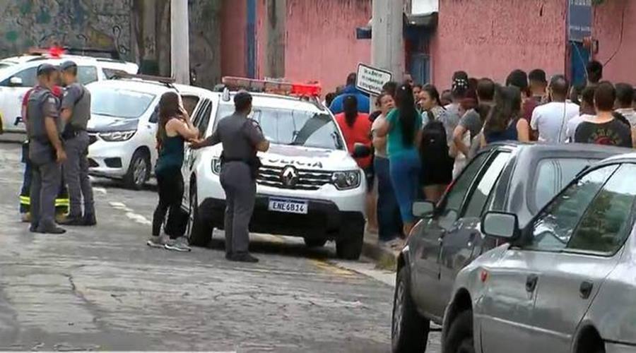 Aluno esfaqueia professores e colegas em escola estadual de SP 1