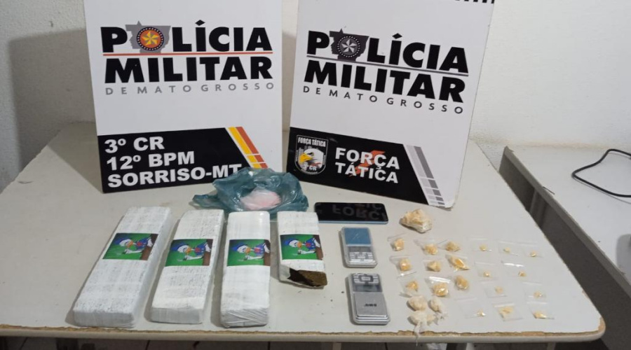 Força Tática prende dupla por tráfico e apreende quatro quilos de maconha e 177 porções de cocaína 1