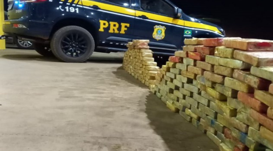 PRF apreende aproximadamente 210 kg de cocaína em caminhão no município de Campo Verde 1