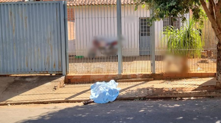 FATALIDADE: Homem sofre queda ao tentar pular grade de sua residência, bate com a cabeça e morre 1