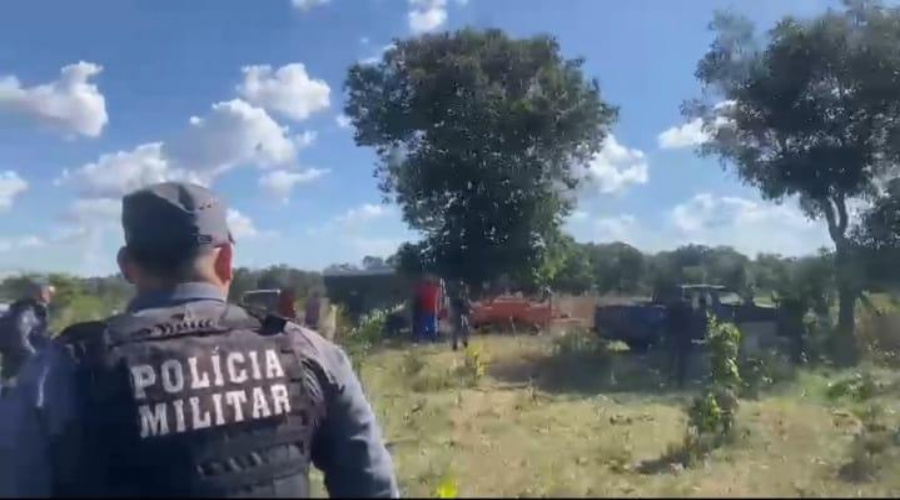 Forças policiais impedem invasão de fazenda e apreendem arsenal de armas de fogo em Cocalinho 1