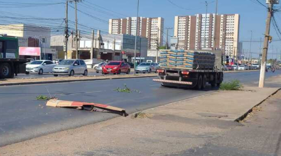 Motociclista tem cabeça esmagada por caminhão carregado de cimento na capital Cuiabá 1