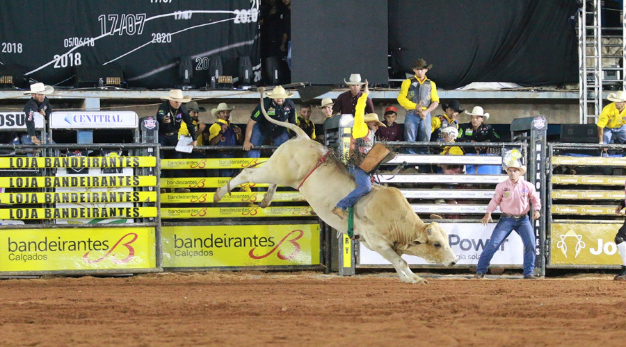 Rodeio em touros e prova dos 3 Tambores na 49ª Exposul vão fazer o chão tremer na Arena João Potero 1