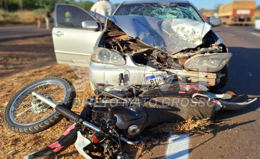 Homem morre e mulher fica em estado grave em colisão entre moto e carro na BR 163 em Rondonópolis 1