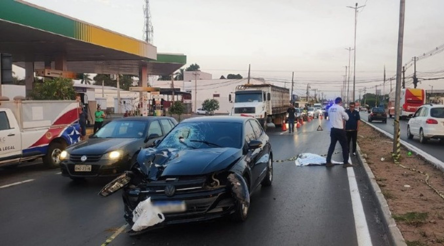 Mulher que seria catadora de latinhas morre ao ser atropelada em avenida de Cuiabá 1