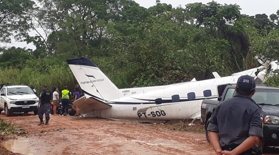 Avião cai e mata 12 passageiros e 2 tripulantes no interior do Amazonas 1