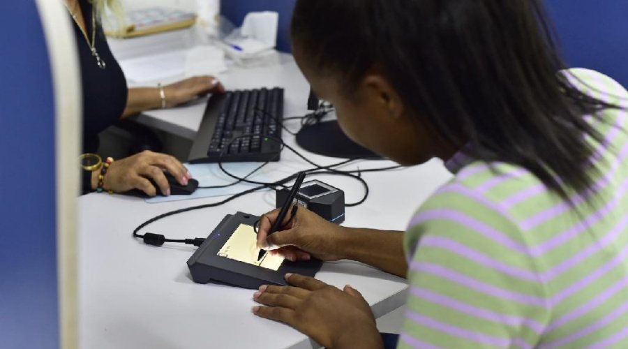 Politec suspende emissão da carteira de identidade para ajustes no sistema determinados pelo Governo Federal 1