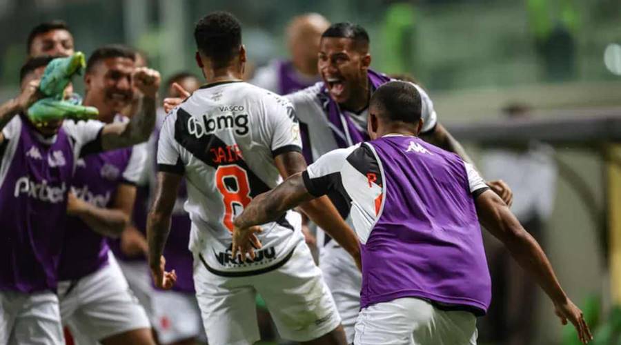 Vasco vence o América-MG e deixa zona de rebaixamento 1