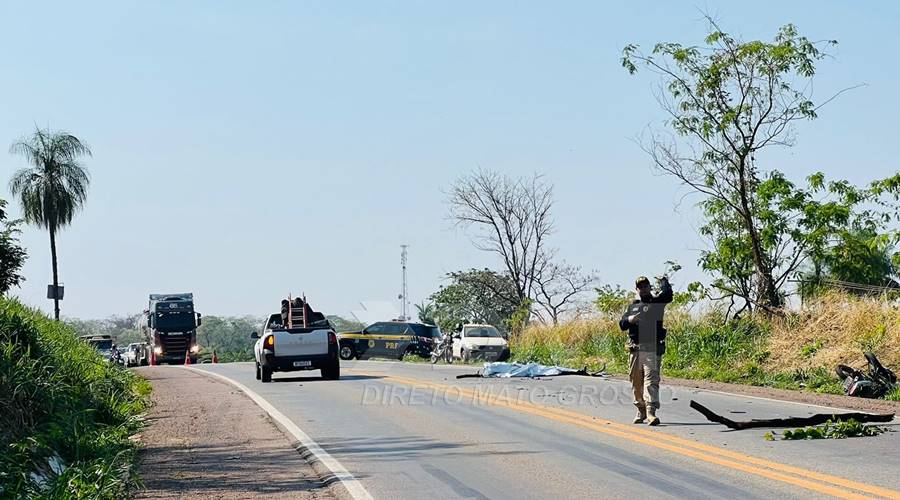 Condutor de moto morre a caminho do trabalho ao colidir em carreta na BR 364 1